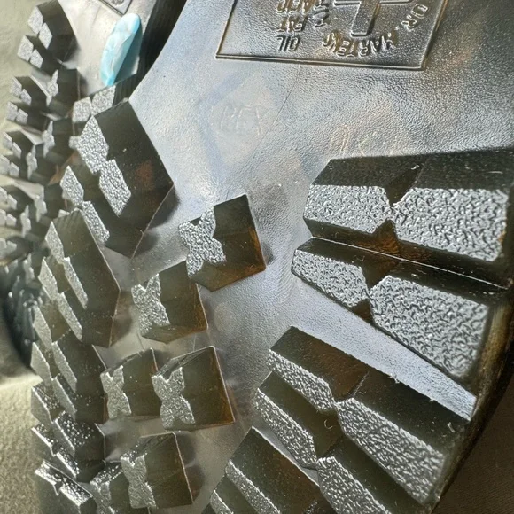 DOC MARTINS - Picture 5 of 8